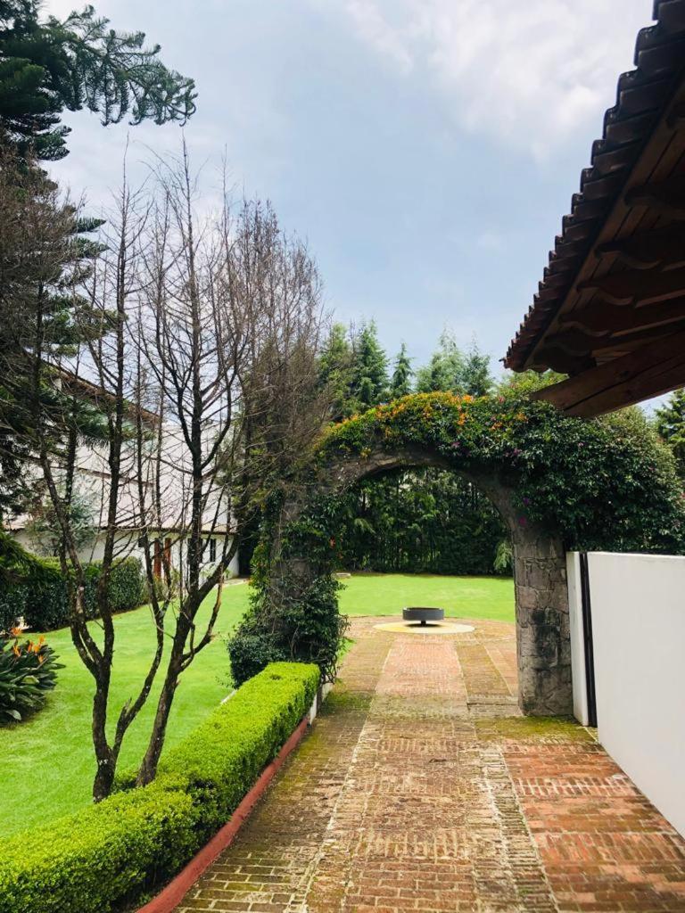 Hotel Boutique Unico Avandaro Valle de Bravo Buitenkant foto